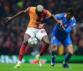 普维尔：奥斯梅恩很厉害，希望我能继续和这样的球员较量