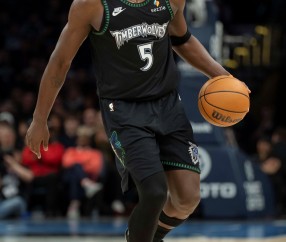 必发下载-才24岁212天！爱德华兹已飚中1289记三分 刷新NBAU26球员历史纪录